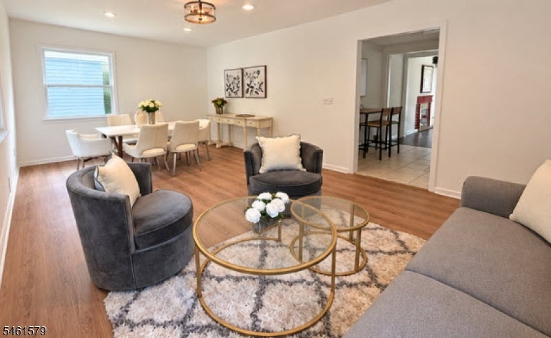 31 Glenview Dr