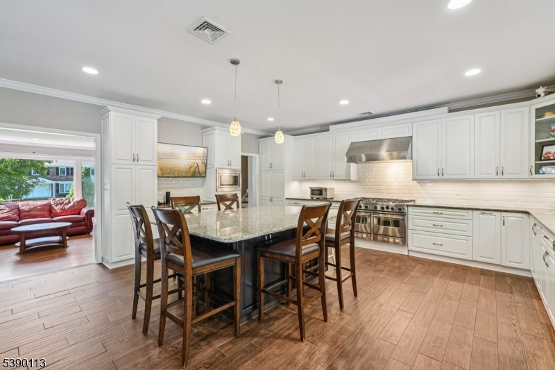 7 Rosedale Ter