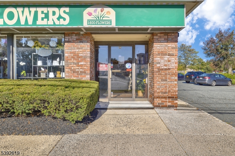 122 Central Ave