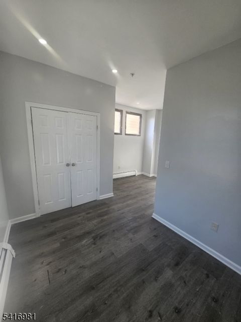 150 Broad Newark City NJ 07104