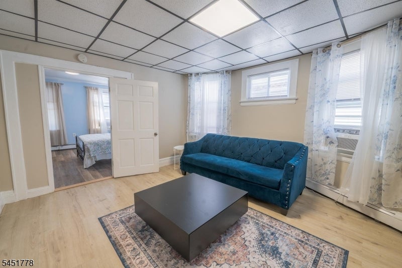 357 High St