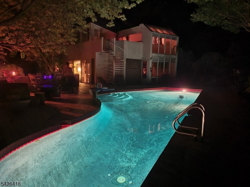 72 Washington Valley Rd