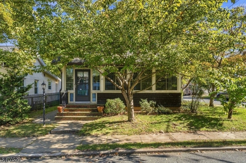 49 Franklin St