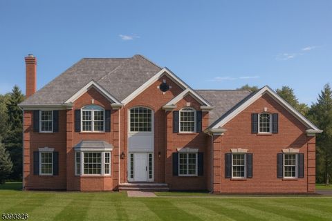 Photo of 6 Exeter Ln, Hardyston, NJ 07419 (MLS # 3994830)
