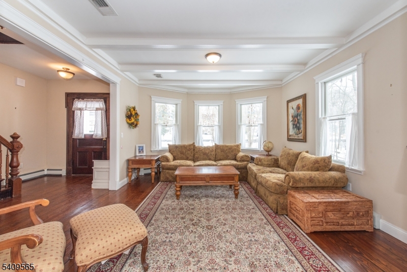 807 High Mountain Rd