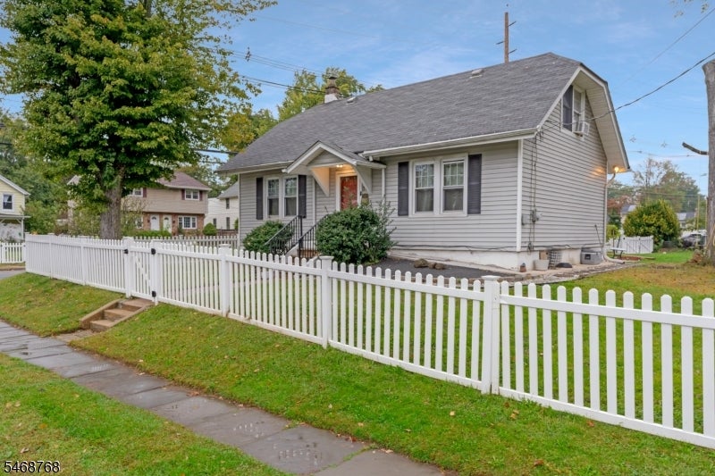 34 Rockview Ter