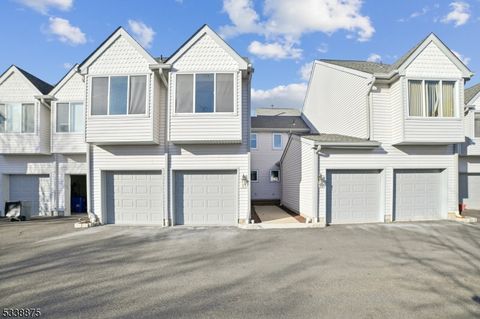 11 Freedom Ct 11 Montville Twp. NJ 07045