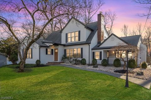 1248 Sunnyfield Ln Scotch Plains Twp. NJ 07076