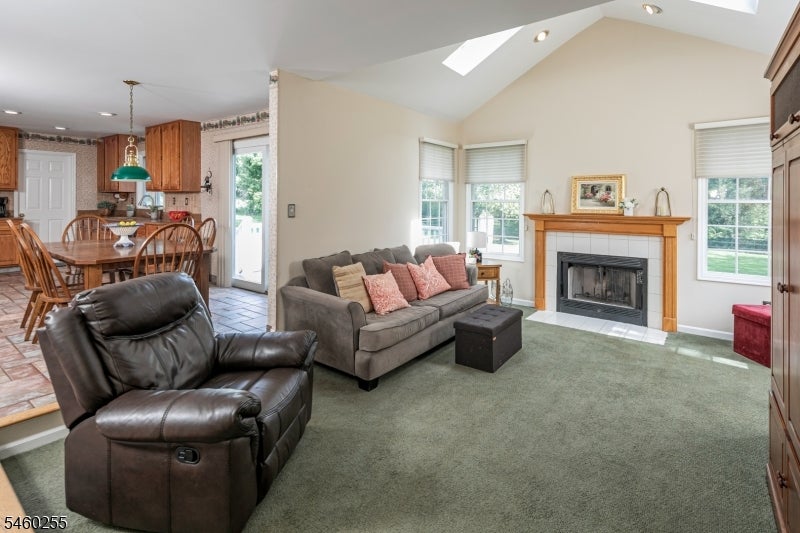 163 Matthews Farm Rd