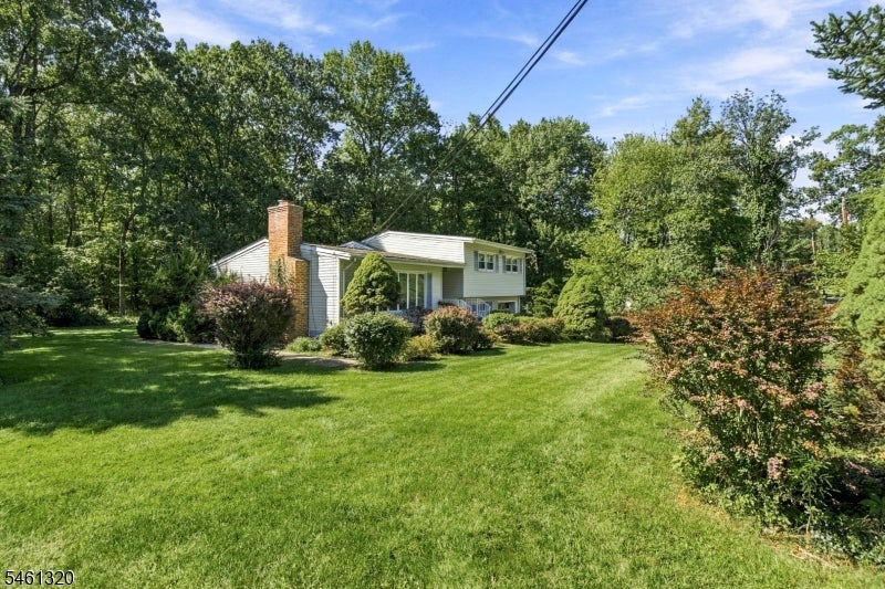 87 Orion Rd