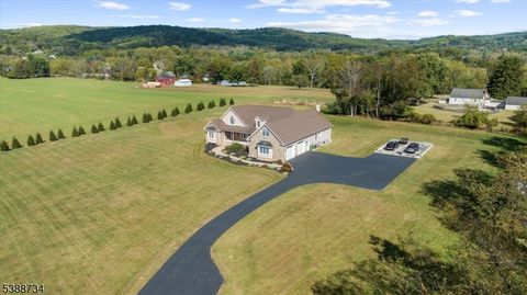 4A Deer Ct Holland Twp. NJ 08848