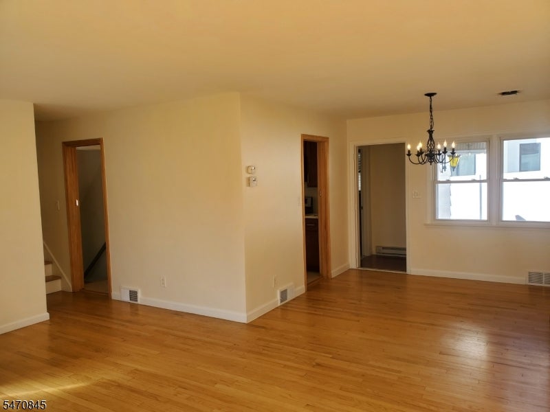 53 Croton Pl
