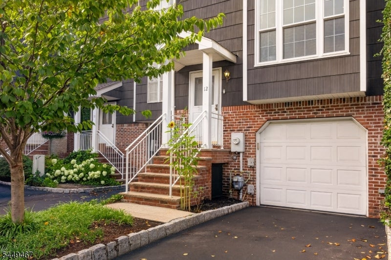 100 Glen Ridge Ave 12
