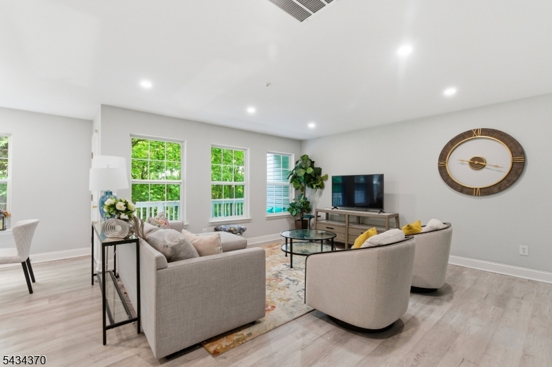 3602 Scenic Ct 3602
