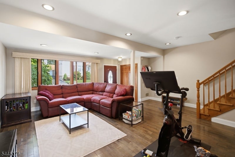 142 Morgan Pl