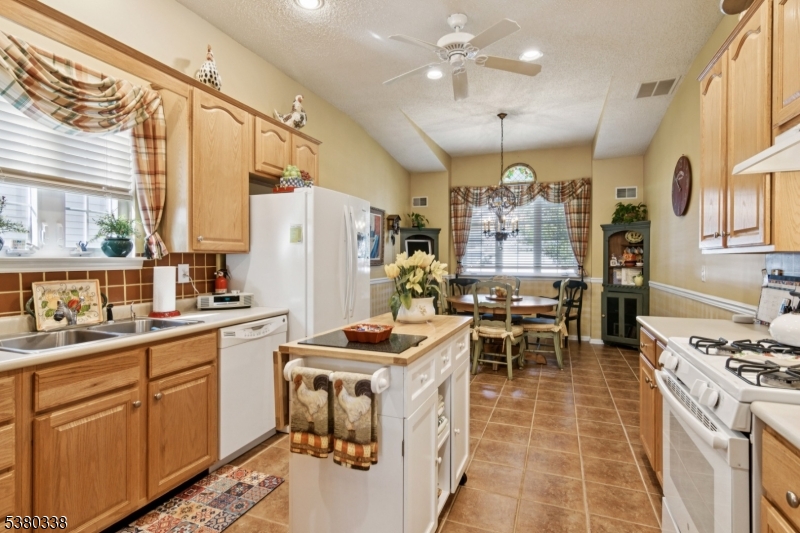 78 Harwood Rd