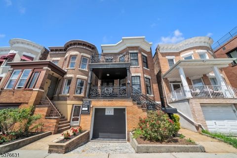 5303 BLVD EAST West New York Town NJ 07093