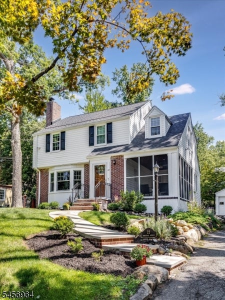 22 Sheridan Avenue