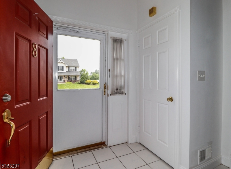 8 Staudt Ct