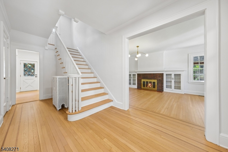 32 S Stanley Rd
