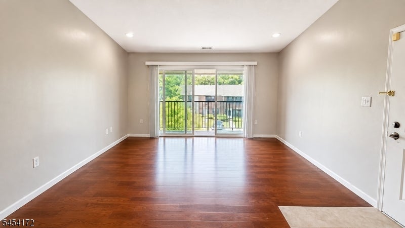 500 Danbury Ln