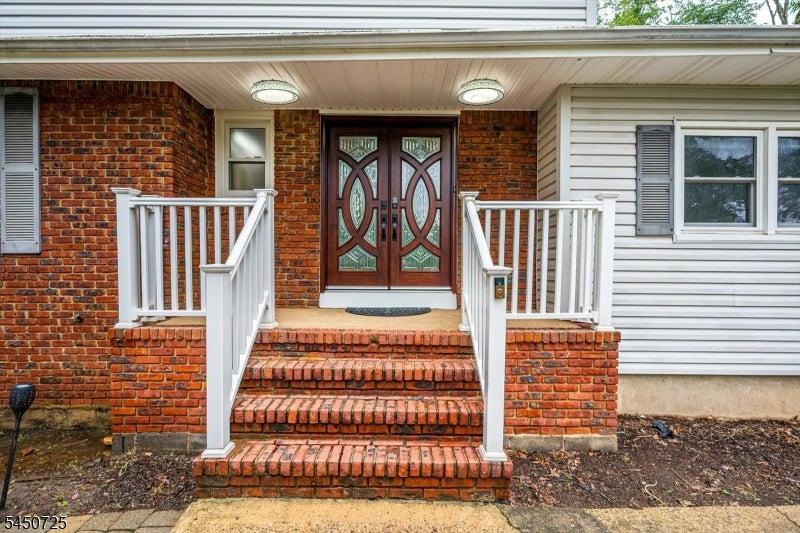 40 Longview Dr