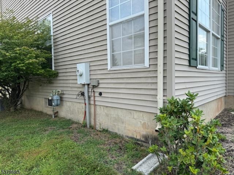 9 Lavender Dr