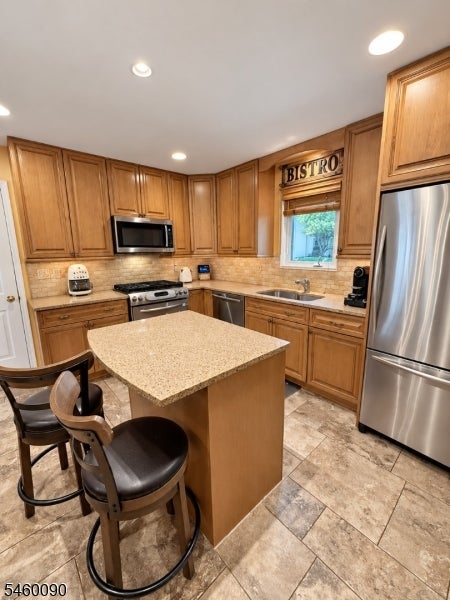4 Eckhardt Cir