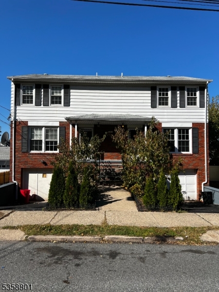 76 Marcellus Ave