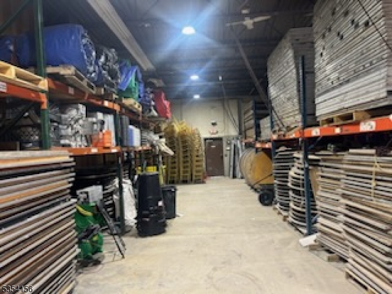 10 OLD CAMPLAIN ROAD