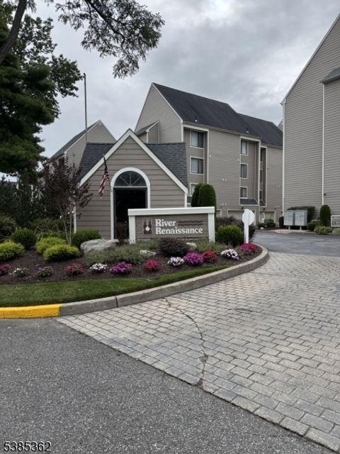 905 River Renaissance 905 East Rutherford Boro NJ 07073