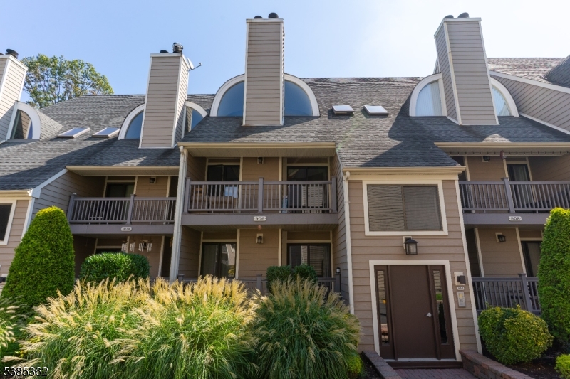 905 River Renaissance 905