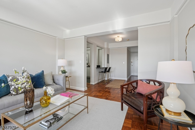 10 Crestmont Rd, 5K 5K