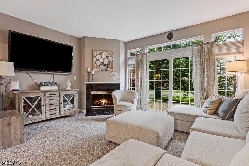 112 Loft Dr
