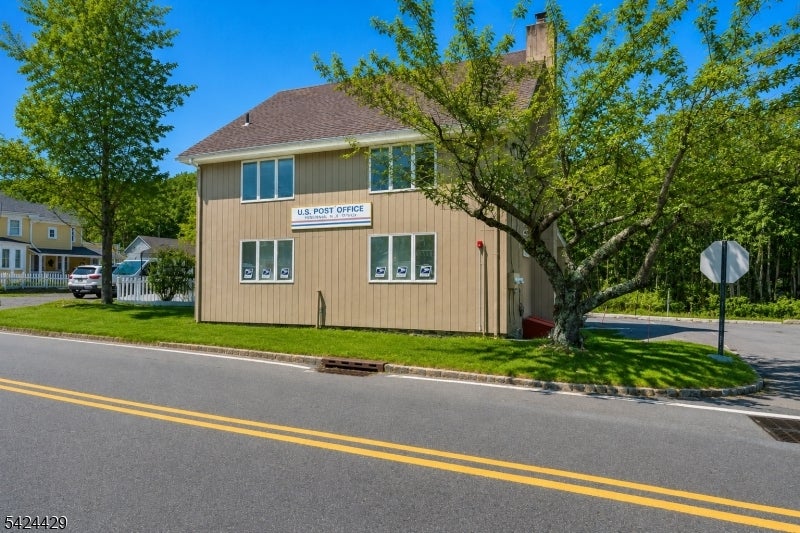 328 Green Pond Rd