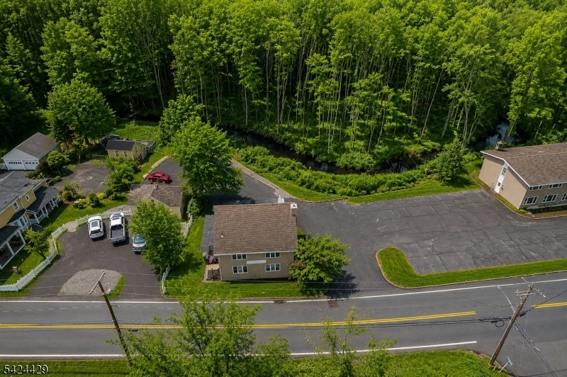 328 Green Pond Rd