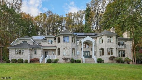 Photo of 115 Old Somerset Rd, Watchung, NJ 07069 (MLS # 3995394)