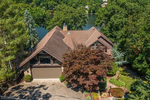 175 CEDAR LAKE EAST Denville Twp. NJ 07834