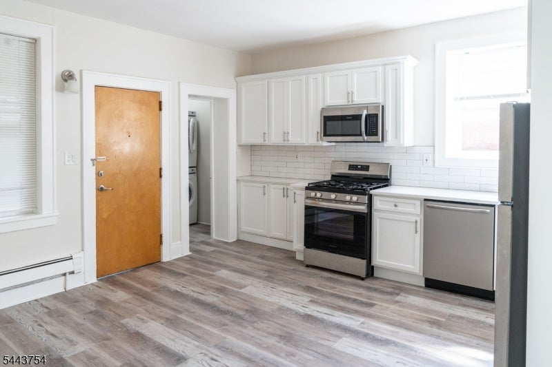 57 Glenridge Ave 3R