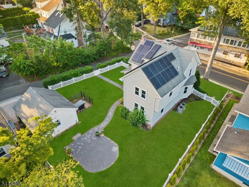 251 High St