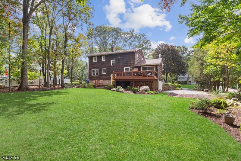 55 Fox Trail Rd