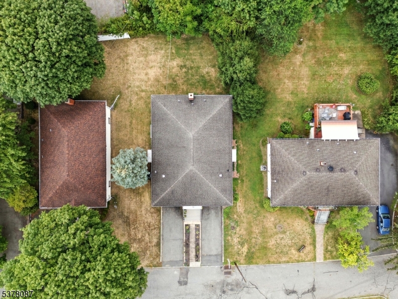 719 Hillside Ave