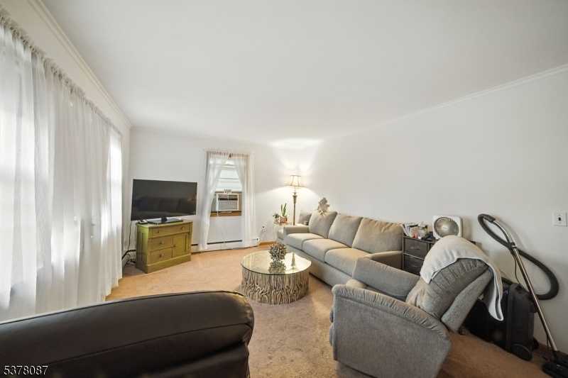 719 Hillside Ave
