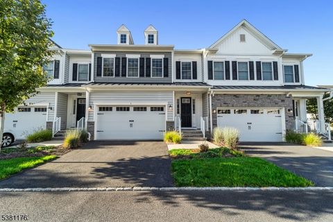 4 Lenape Ln 805 Old Tappan Boro NJ 07675