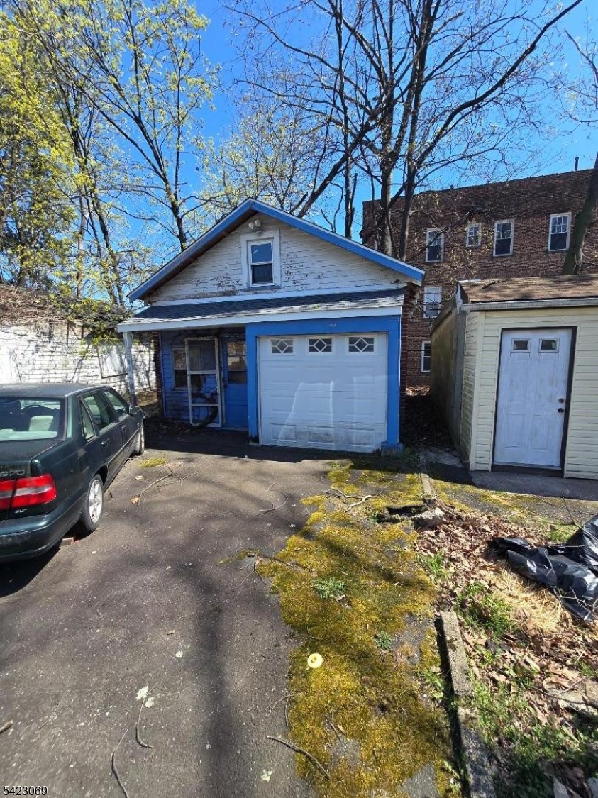 100 Coolidge St