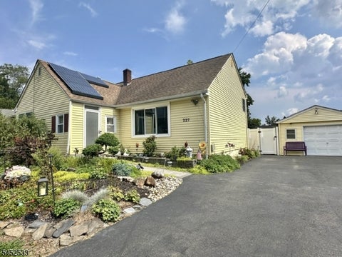 Photo for 227 Old Stage Rd