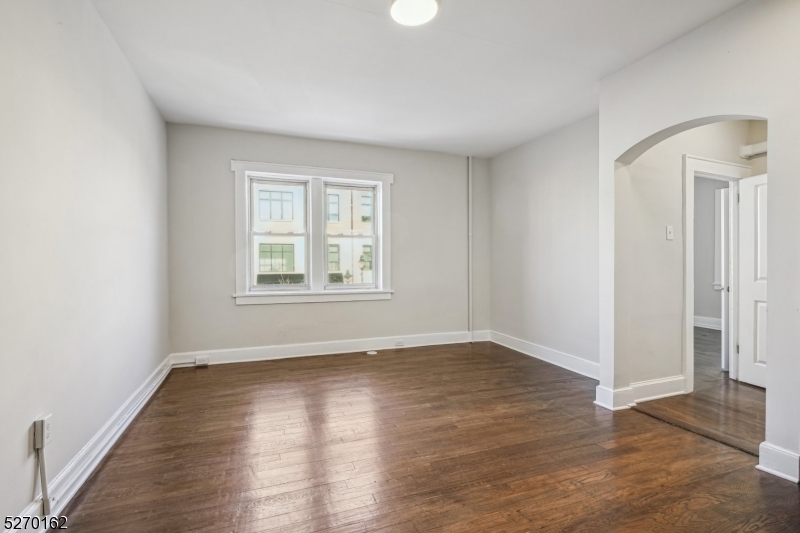 166 Maplewood Ave 3