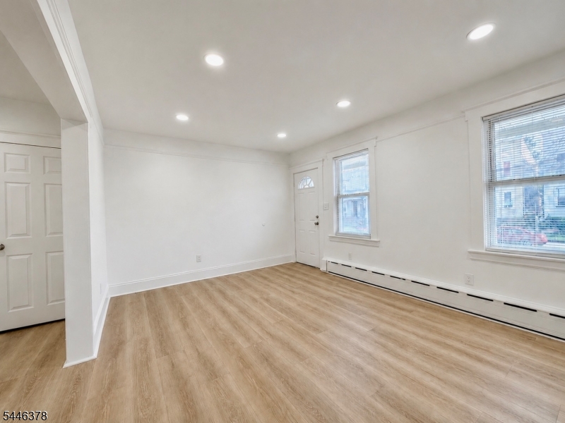 921 South St 1