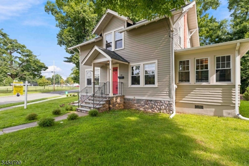 25 Rosedale Ave