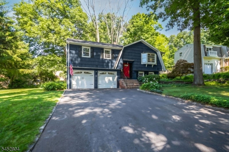 3 Jean St